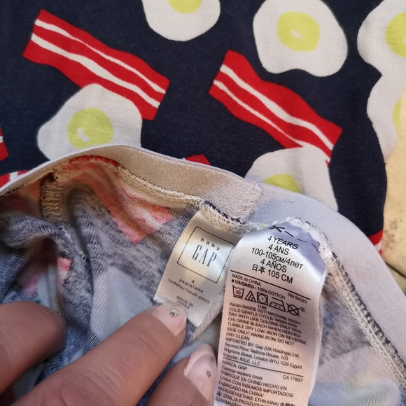 🆓FREE🎁 WHEN PURCHASE ANY ITEM kids Pajamas Set bacon & Eggs Breakfast Graphic - Picture 4 of 9